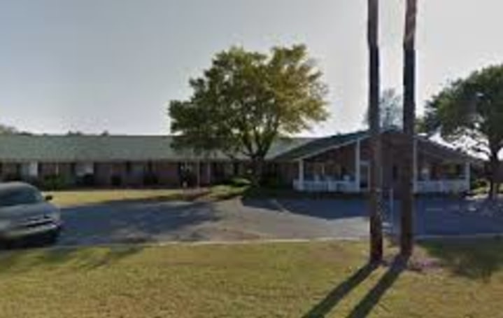 Dublinair Health & Rehab nursing home, 300 Industrial Blvd, Dublin, GA ...