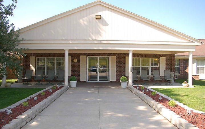 Mcdonald County Living Center Nursing Home 1000 Patterson Street Anderson Mo 64831 3 Photos 