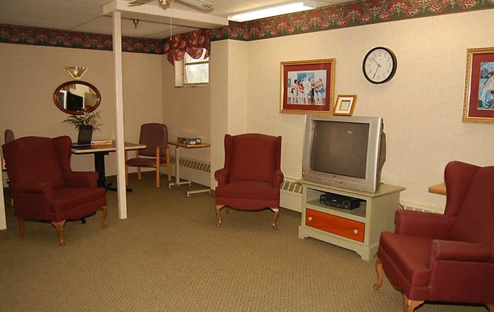 Titusville Healthcare And Rehabilitation Center Nursing Home 81 Dillon Drive Titusville Pa