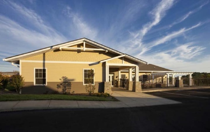 Jefferson County Nursing Home, 914 Industrial Park Rd, Dandridge, TN ...