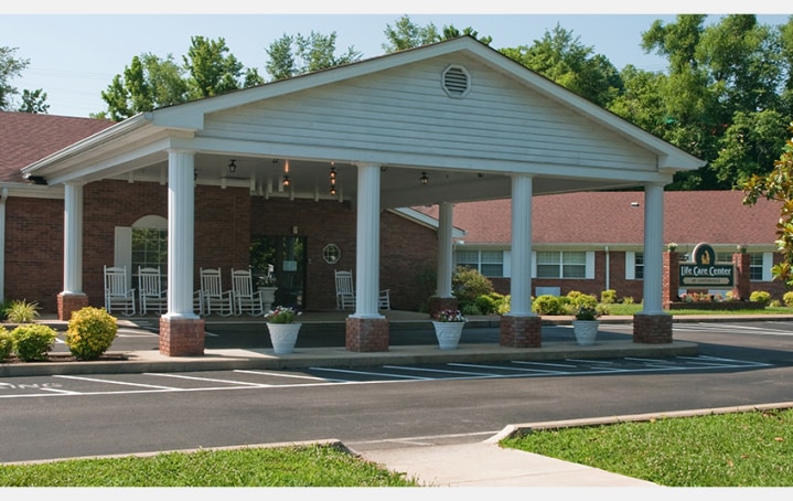 Life Care Center of Centerville nursing home, 112 Old Dickson Rd ...