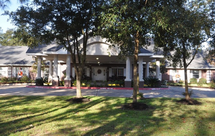 Park Manor of Conroe nursing home, 1600 Grand Lake Dr, Conroe, TX 77301 ...